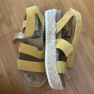 Universal threads platform espadrilles